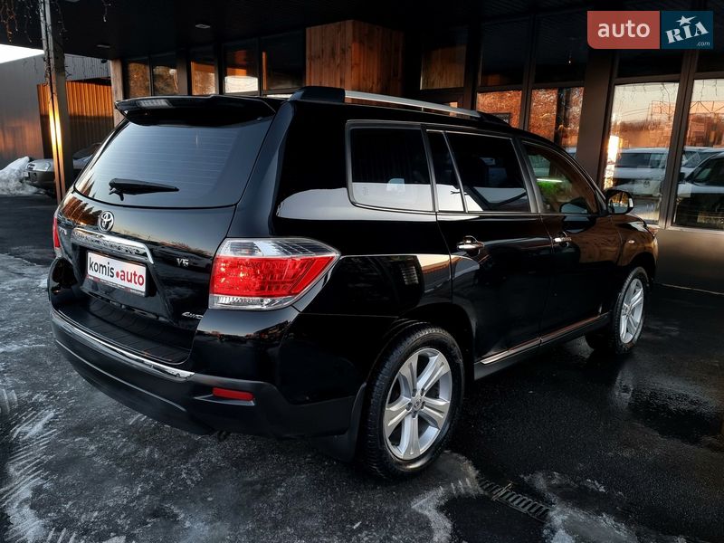 Внедорожник / Кроссовер Toyota Highlander 2013 в Виннице