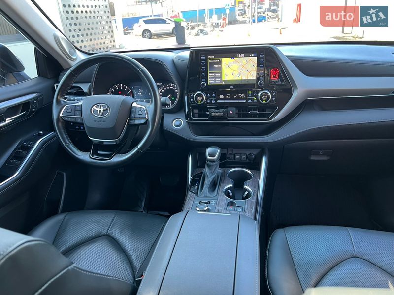 Внедорожник / Кроссовер Toyota Highlander 2020 в Киеве