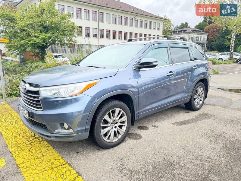 Toyota Highlander 2016