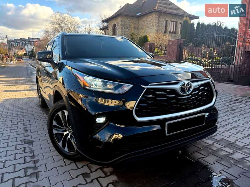 Toyota Highlander 2020
