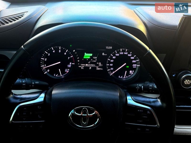 Позашляховик / Кросовер Toyota Highlander 2020 в Хмельницькому