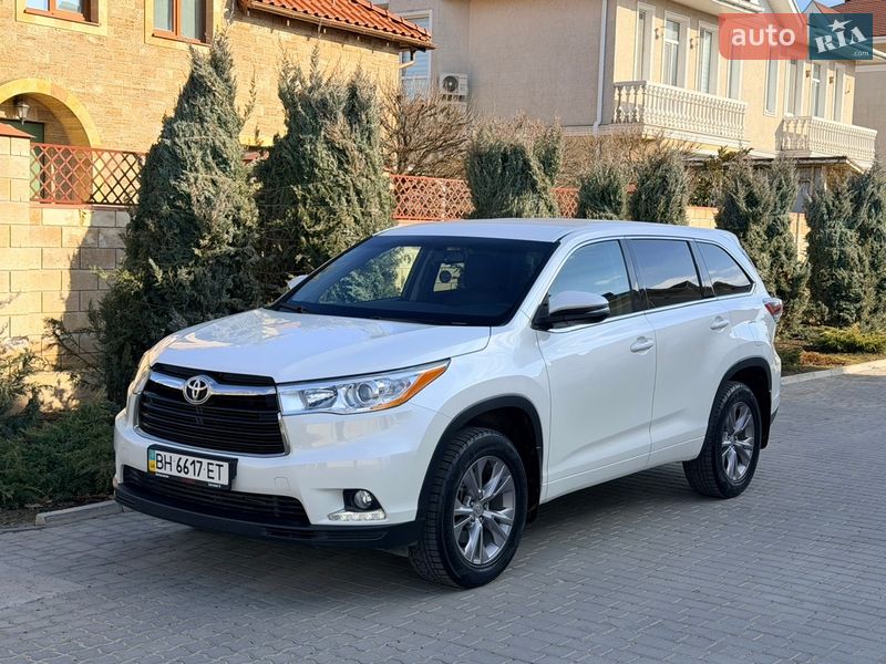 Внедорожник / Кроссовер Toyota Highlander 2014 в Одессе
