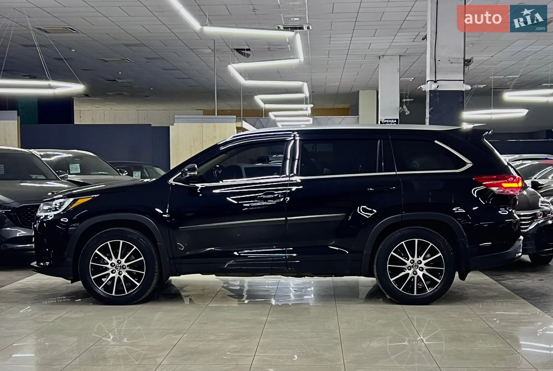 2017 Toyota Highlander - мініатюра 2