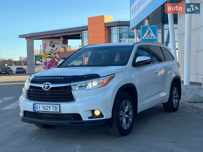 Внедорожник / Кроссовер Toyota Highlander 2014 в Киеве