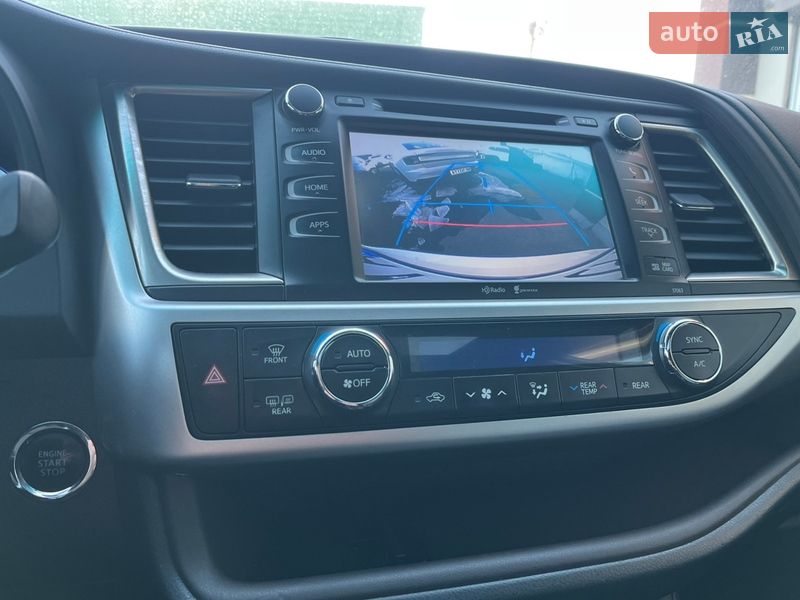 Внедорожник / Кроссовер Toyota Highlander 2014 в Киеве