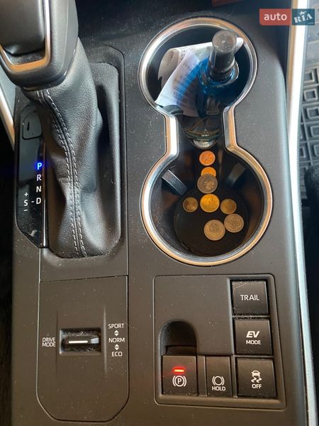 Внедорожник / Кроссовер Toyota Highlander 2024 в Хмельницком