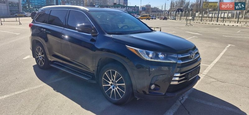 Toyota Highlander 2017