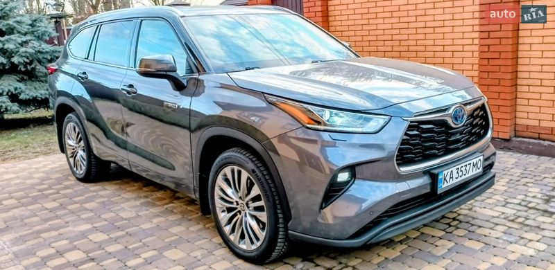 Toyota Highlander 2021