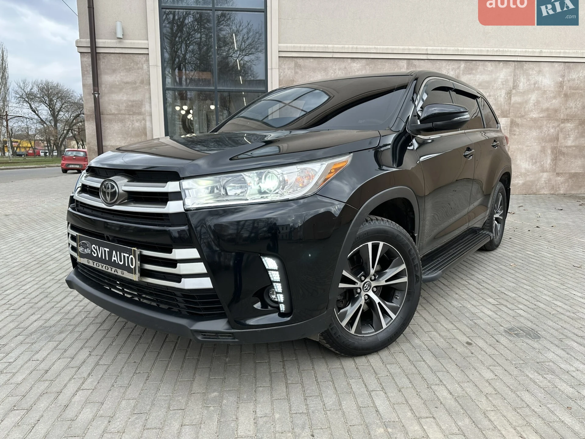 2017 Toyota Highlander - мініатюра 2