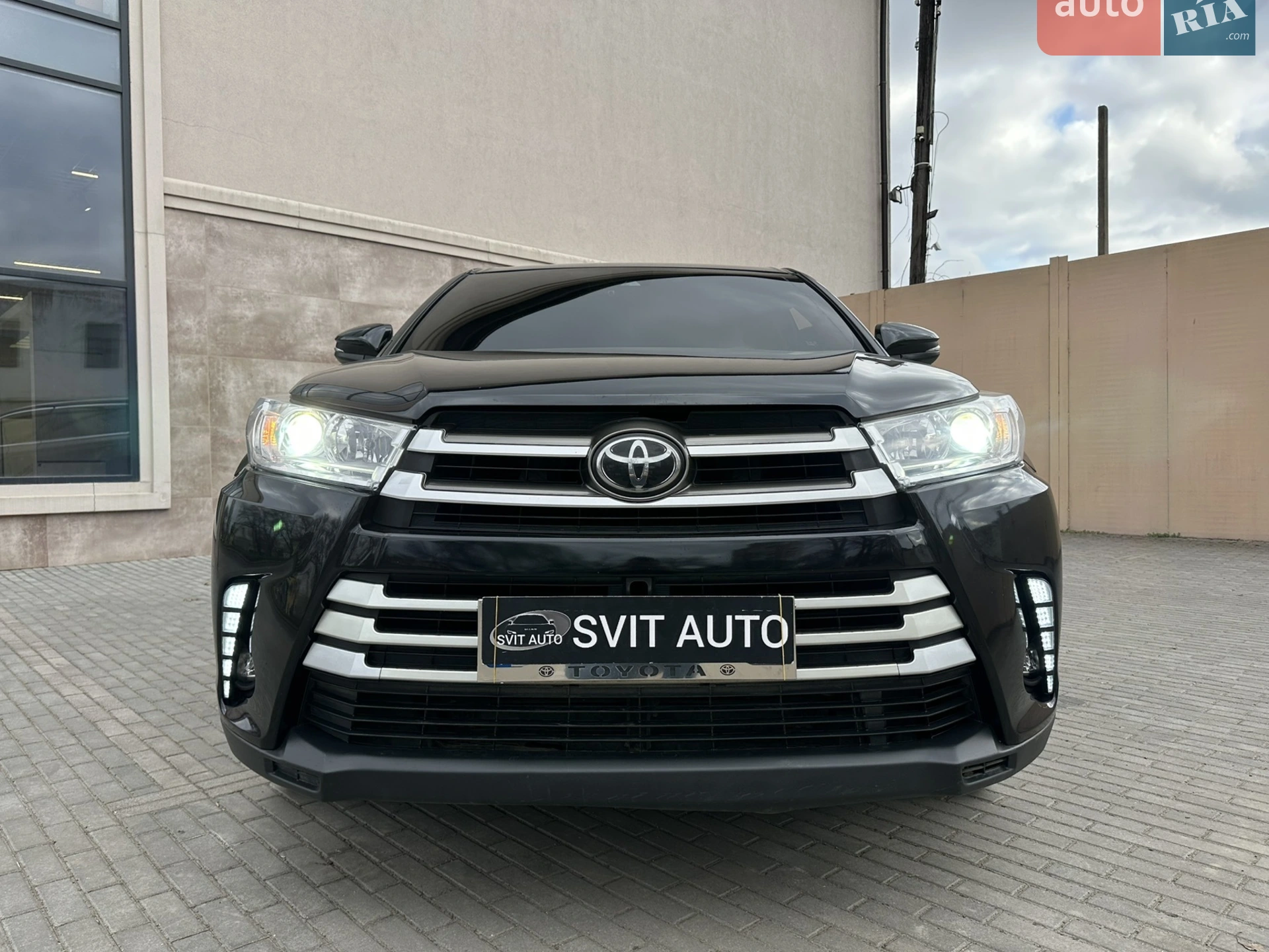 2017 Toyota Highlander - мініатюра 4