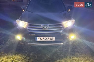 Позашляховик / Кросовер Toyota Highlander 2013 в Києві