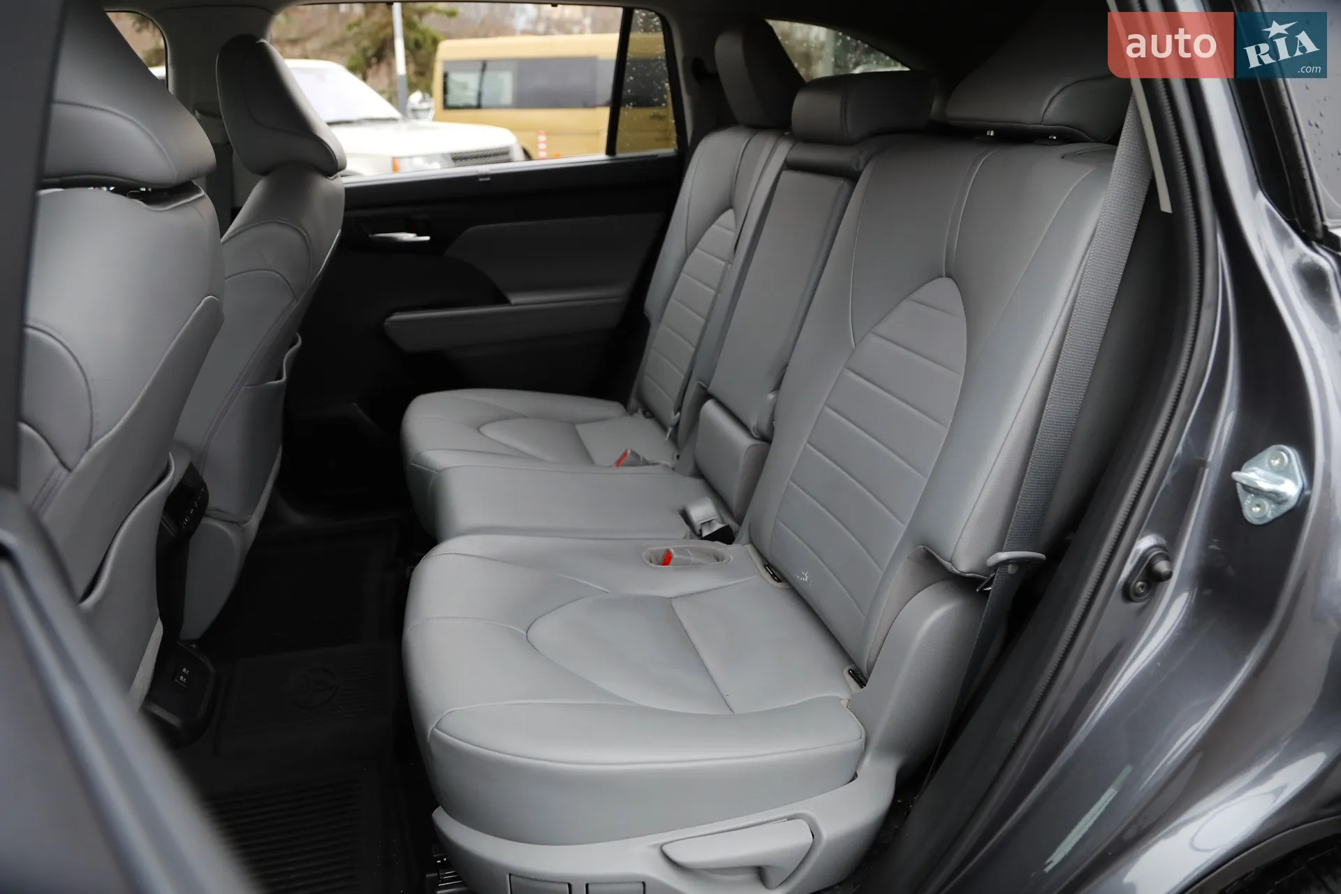 2021 Toyota Highlander - мініатюра 13