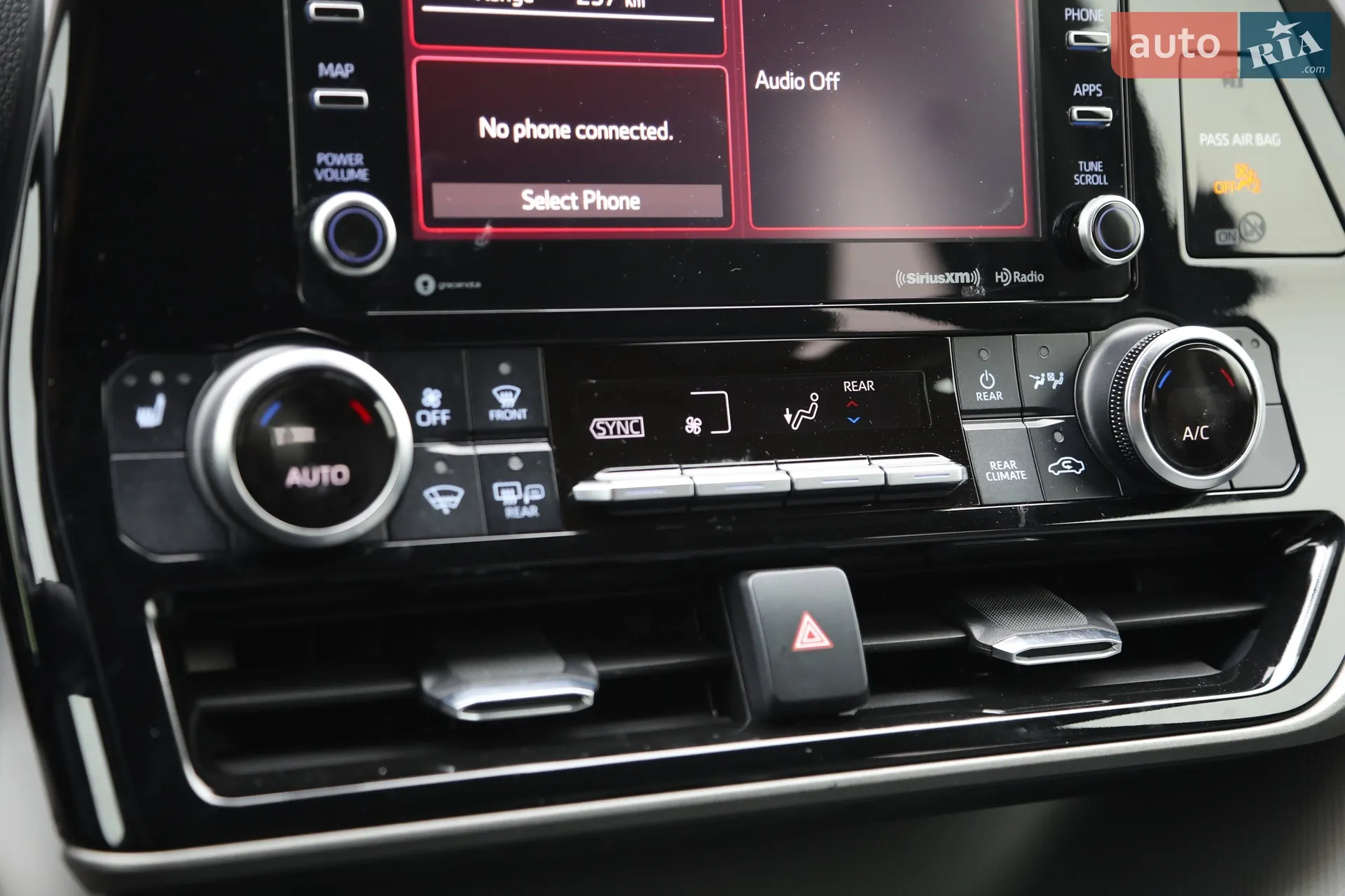 2021 Toyota Highlander - мініатюра 22