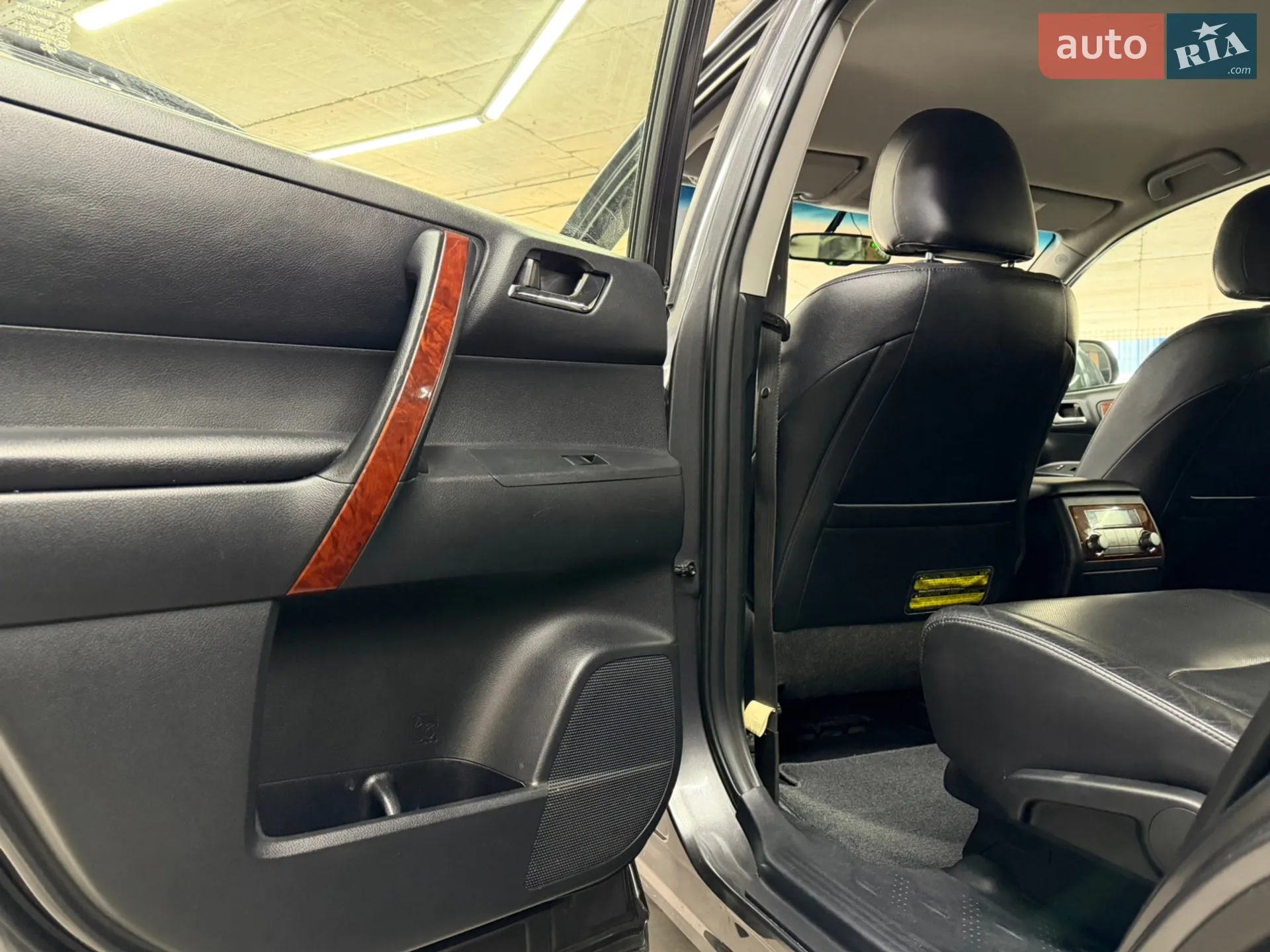 2010 Toyota Highlander - мініатюра 23