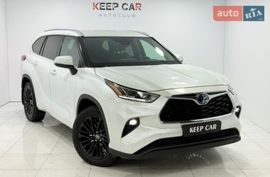 Позашляховик / Кросовер Toyota Highlander 2022 в Одесі