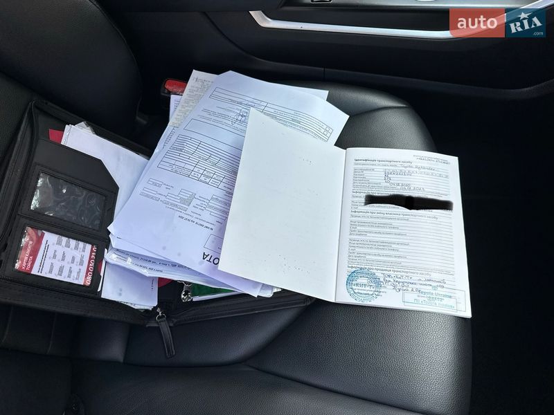 Позашляховик / Кросовер Toyota Highlander 2020 в Києві