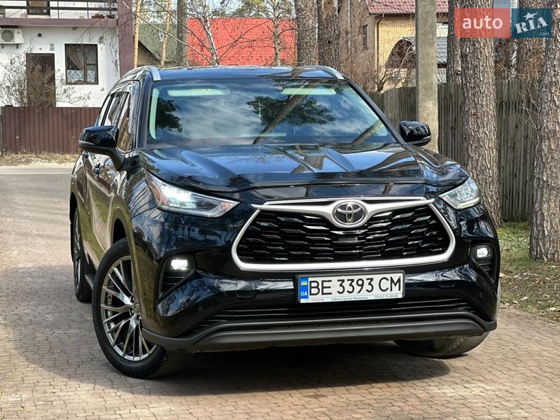 Позашляховик / Кросовер Toyota Highlander 2020 в Києві