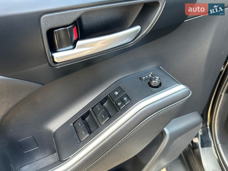 Позашляховик / Кросовер Toyota Highlander 2020 в Києві