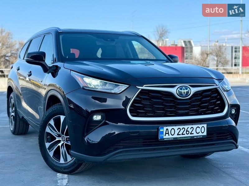 Внедорожник / Кроссовер Toyota Highlander 2020 в Киеве