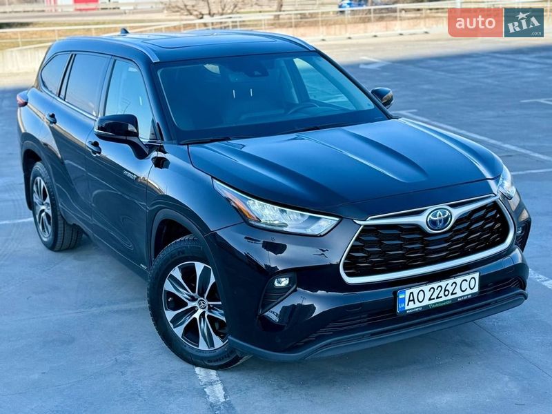 Внедорожник / Кроссовер Toyota Highlander 2020 в Киеве