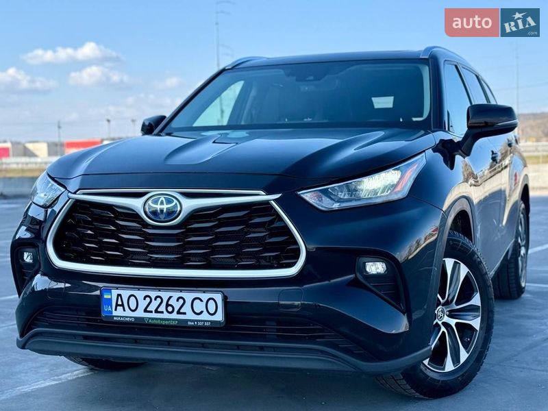 Внедорожник / Кроссовер Toyota Highlander 2020 в Киеве