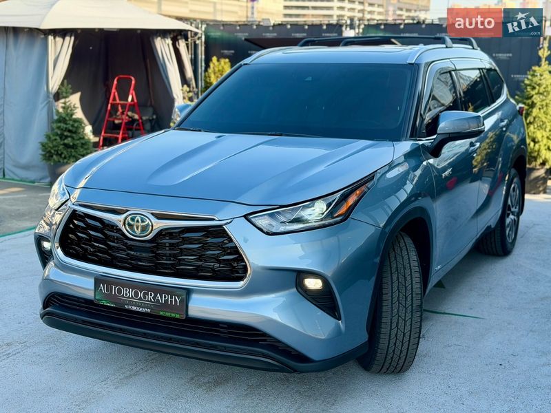 Позашляховик / Кросовер Toyota Highlander 2021 в Києві