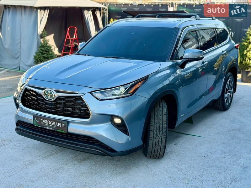 Позашляховик / Кросовер Toyota Highlander 2021 в Києві