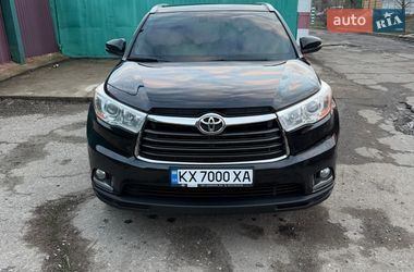 Внедорожник / Кроссовер Toyota Highlander 2015 в Харькове