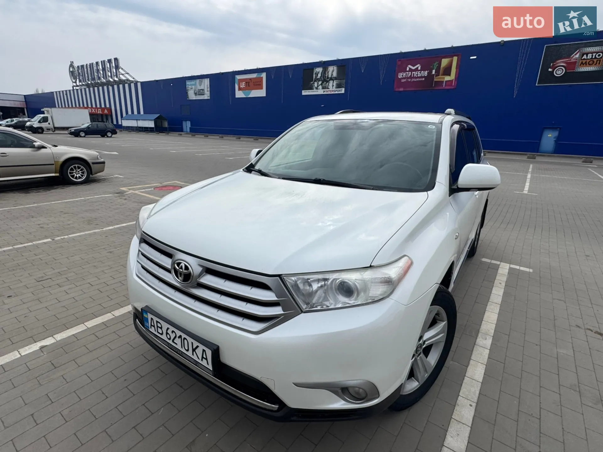 2010 Toyota Highlander - мініатюра 2