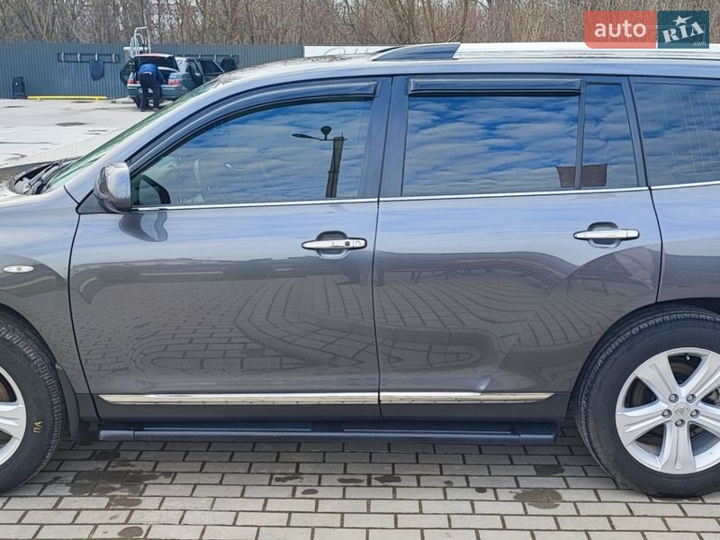 Позашляховик / Кросовер Toyota Highlander 2011 в Кам'янець-Подільському