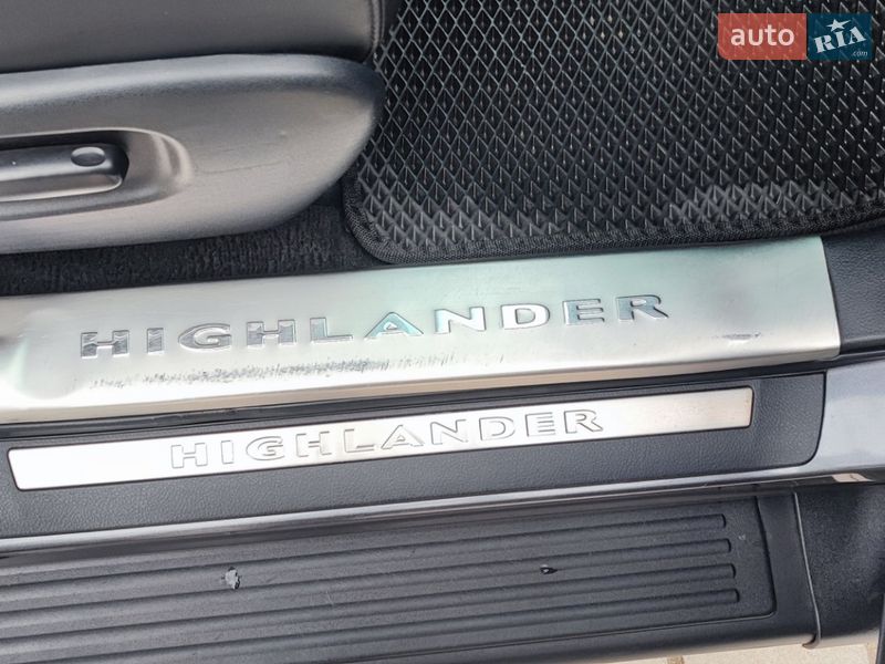 Позашляховик / Кросовер Toyota Highlander 2011 в Кам'янець-Подільському