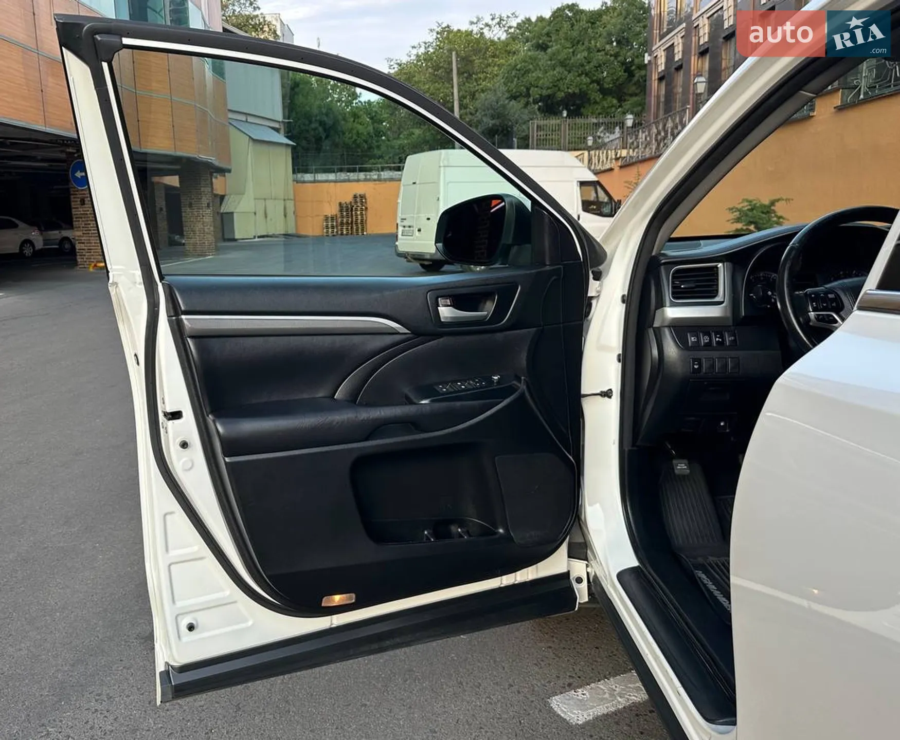 2018 Toyota Highlander - мініатюра 8