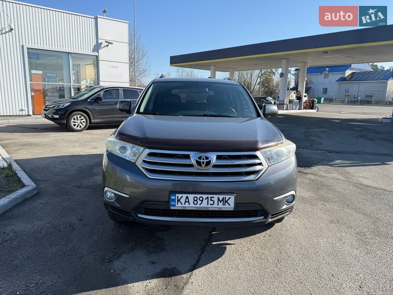 Toyota Highlander 2013