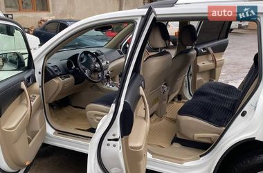 Позашляховик / Кросовер Toyota Highlander 2011 в Рені