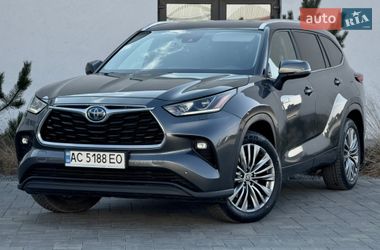 Позашляховик / Кросовер Toyota Highlander 2021 в Луцьку