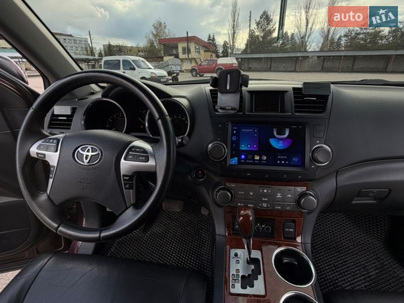Позашляховик / Кросовер Toyota Highlander 2012 в Павлограді фото 3 Позашляховик / Кросовер Toyota Highlander 2012 в Павлограді