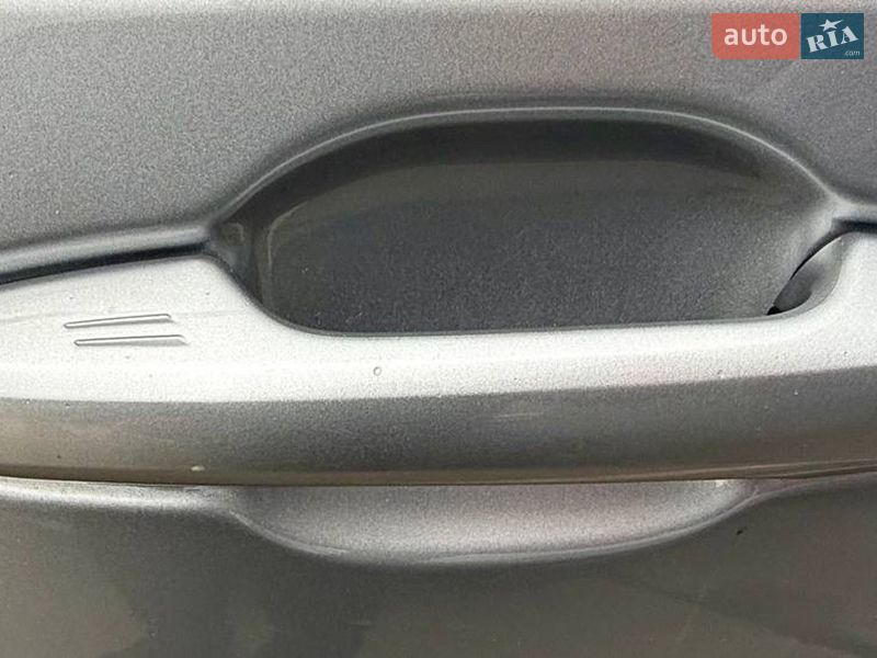 Внедорожник / Кроссовер Toyota Highlander 2017 в Киеве