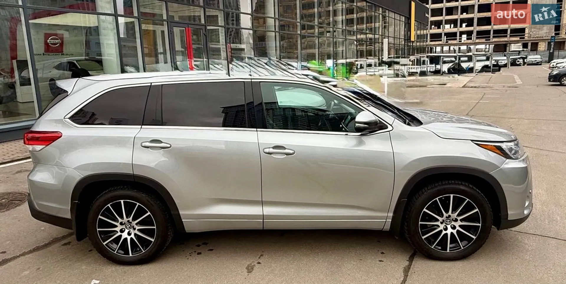 2017 Toyota Highlander - мініатюра 12