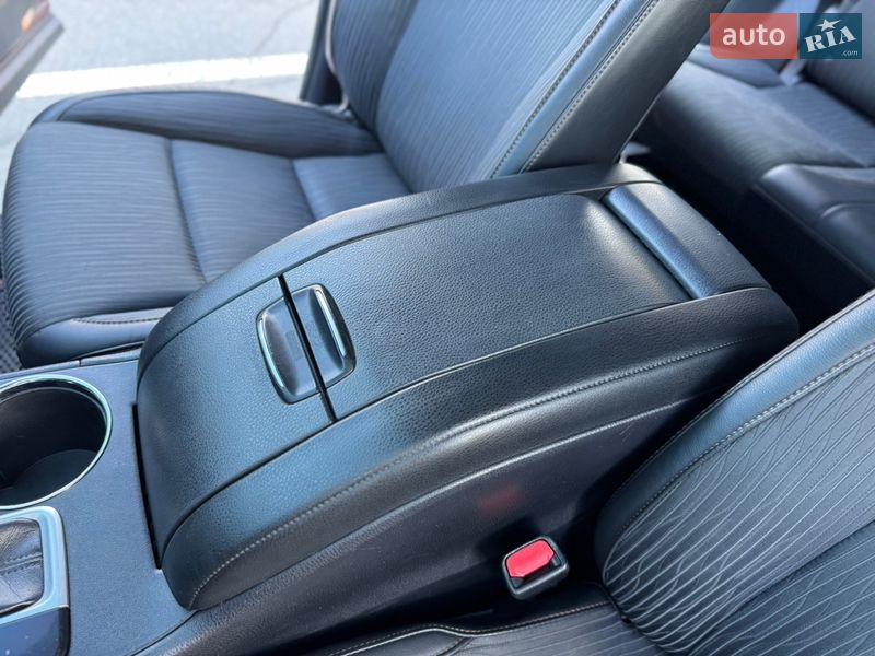 Позашляховик / Кросовер Toyota Highlander 2015 в Києві