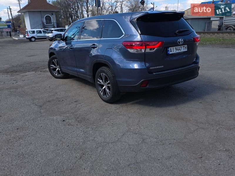Позашляховик / Кросовер Toyota Highlander 2017 в Києві фото 12 Позашляховик / Кросовер Toyota Highlander 2017 в Києві
