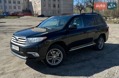 Внедорожник / Кроссовер Toyota Highlander 2013 в Вышгороде