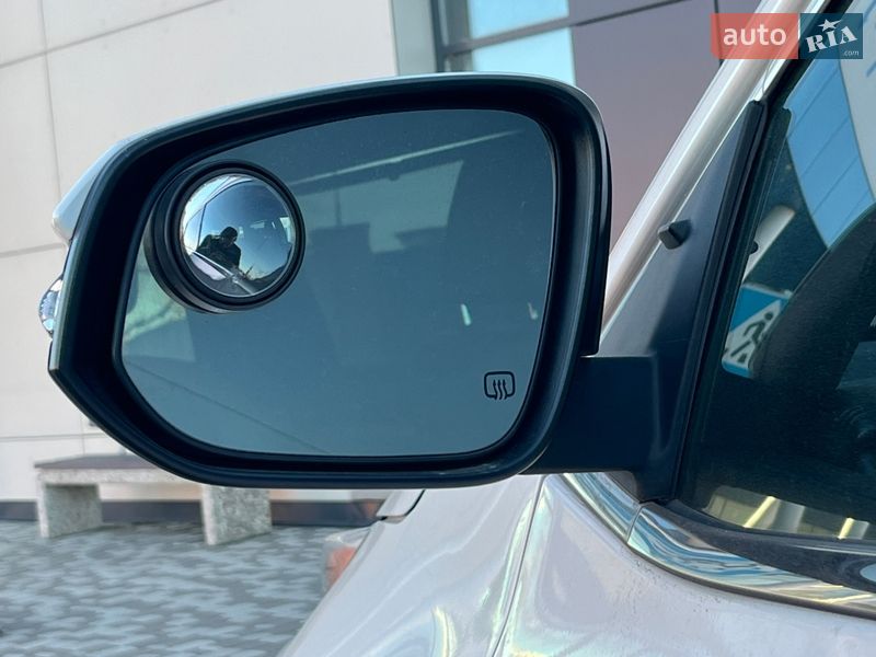 Позашляховик / Кросовер Toyota Highlander 2014 в Києві фото 28 Позашляховик / Кросовер Toyota Highlander 2014 в Києві