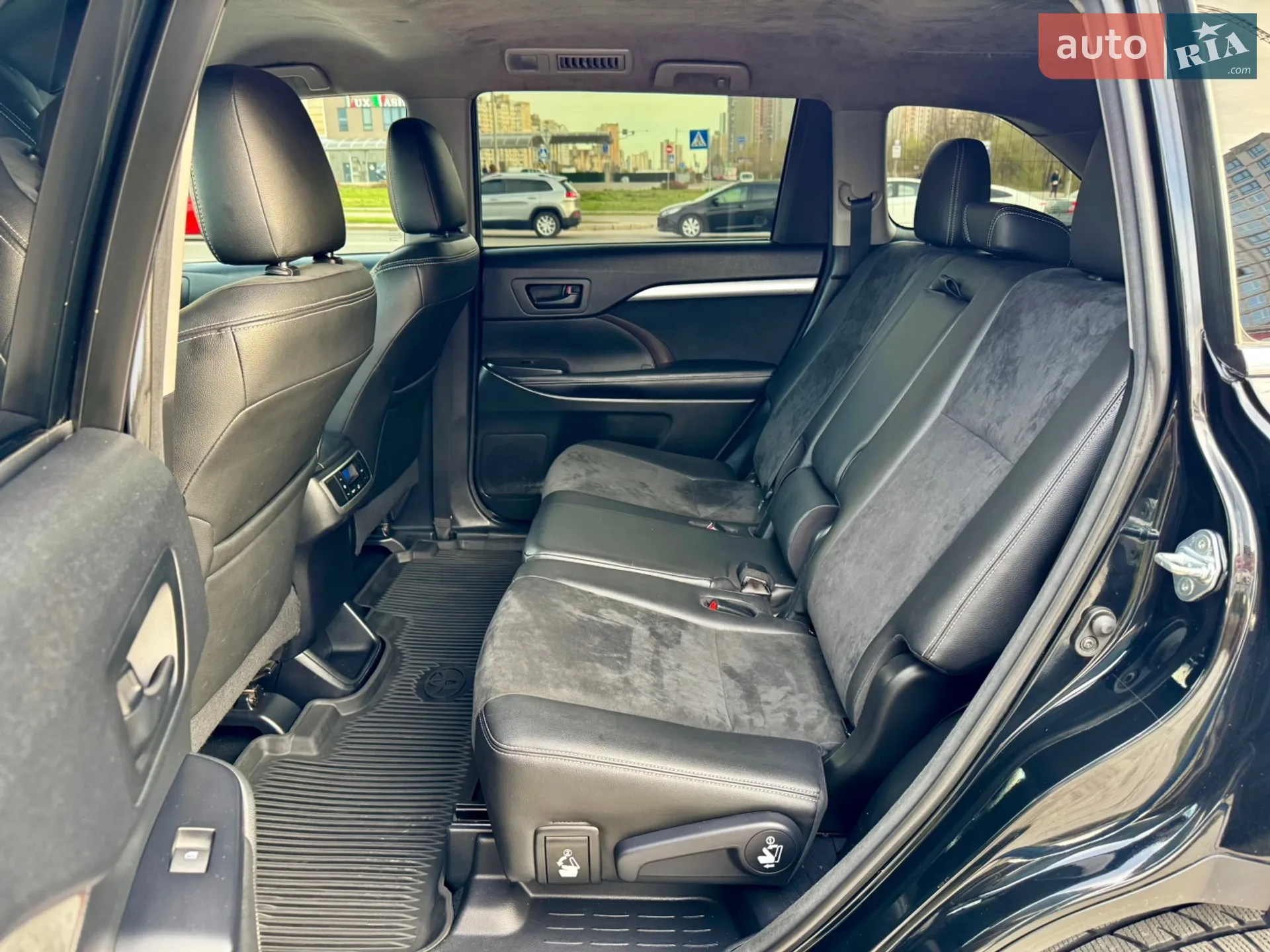 2016 Toyota Highlander - мініатюра 43