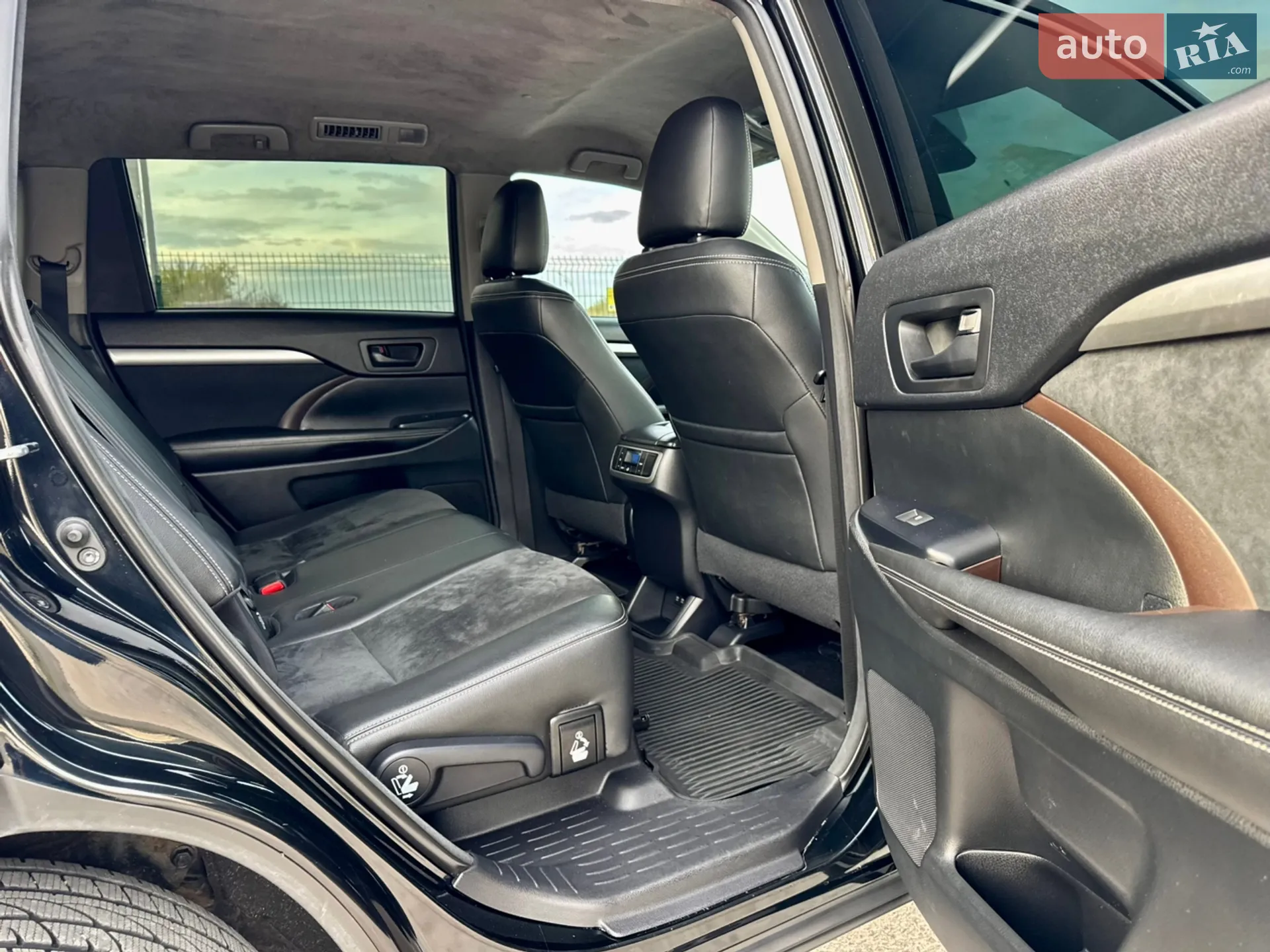 2016 Toyota Highlander - мініатюра 50