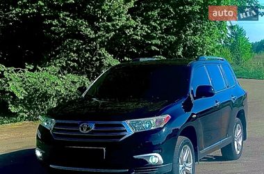Внедорожник / Кроссовер Toyota Highlander 2010 в Виннице
