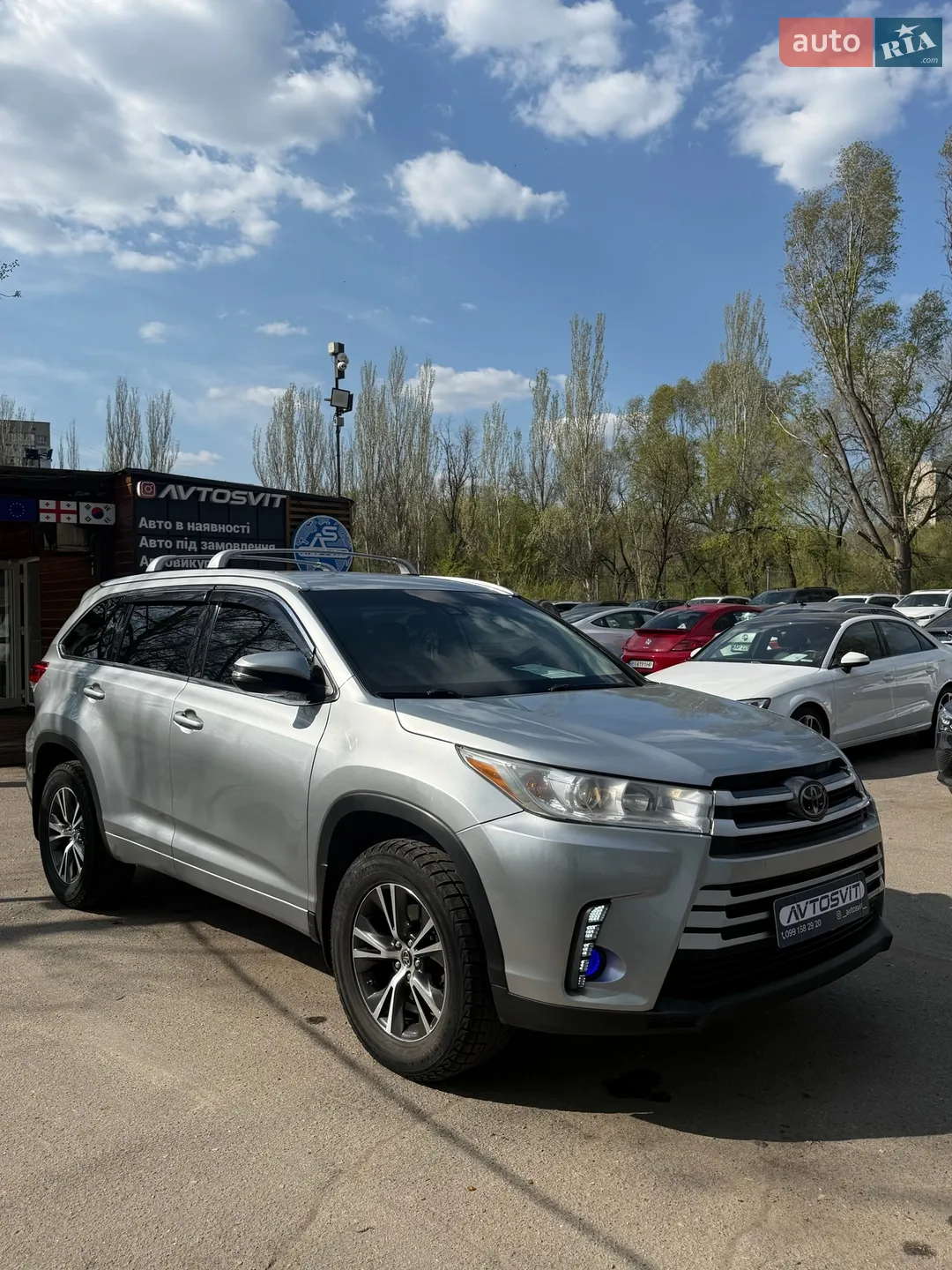 2019 Toyota Highlander - мініатюра 2