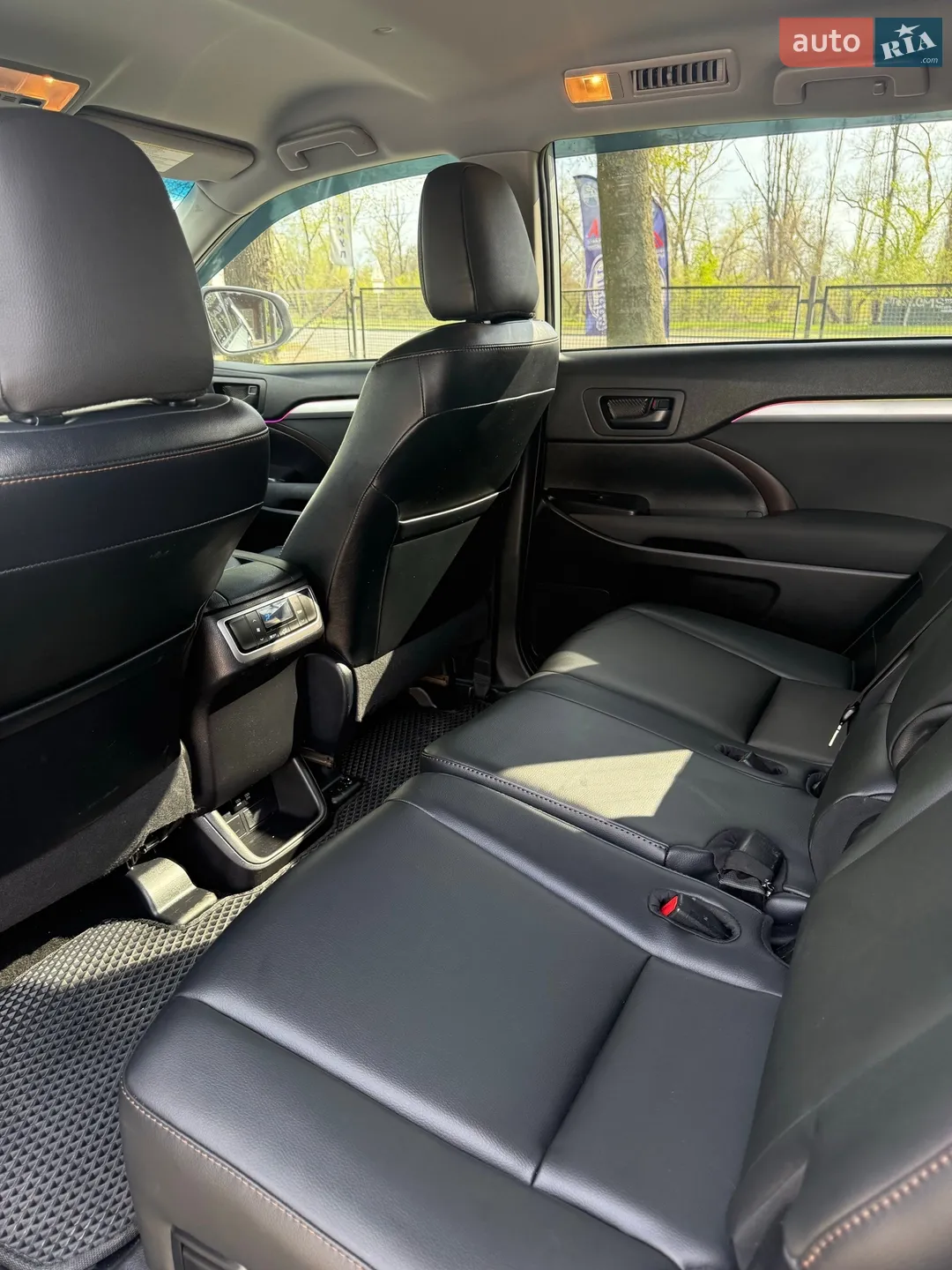 2019 Toyota Highlander - мініатюра 5