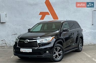 Внедорожник / Кроссовер Toyota Highlander 2015 в Одессе
