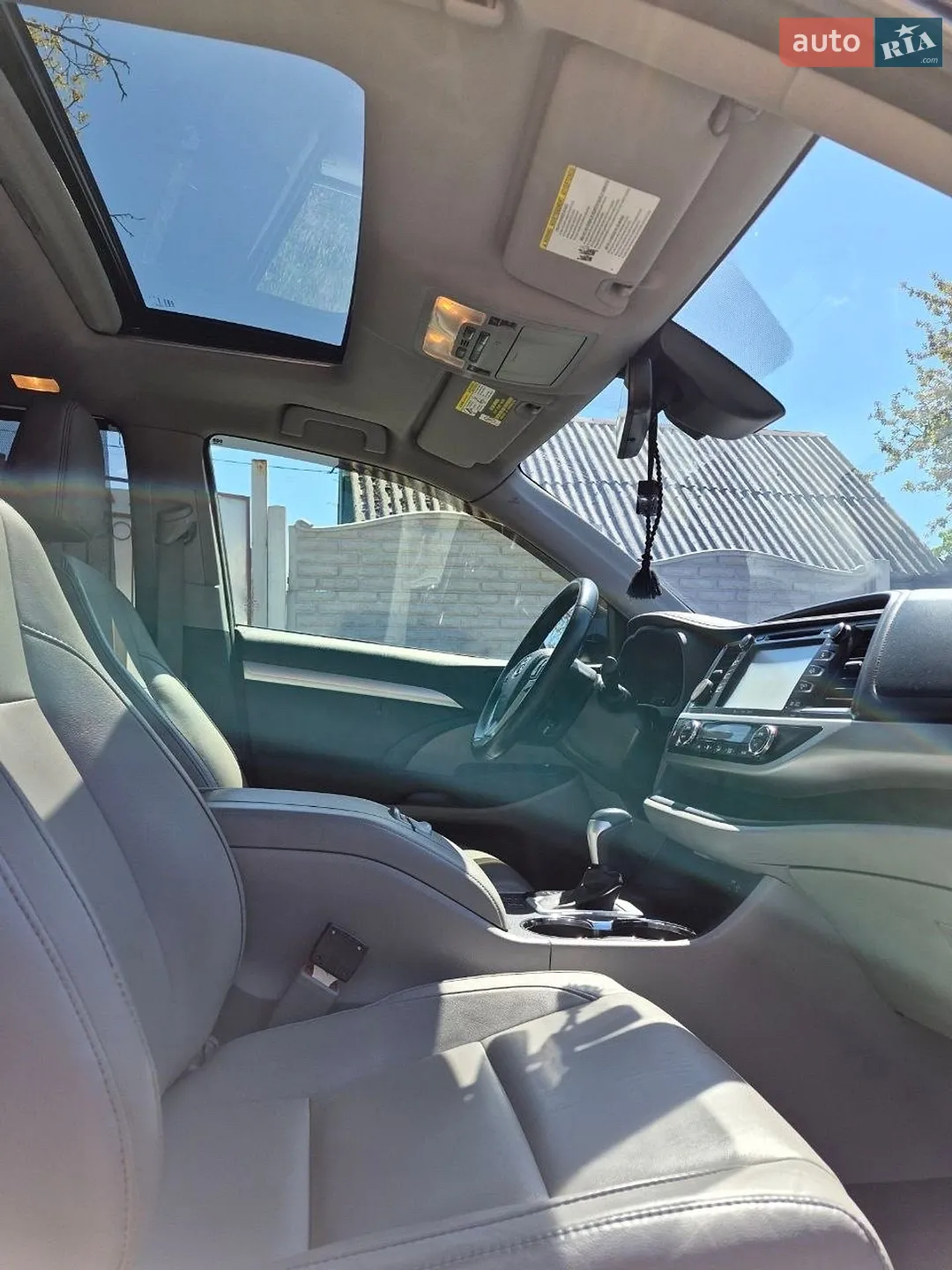 2017 Toyota Highlander - мініатюра 12