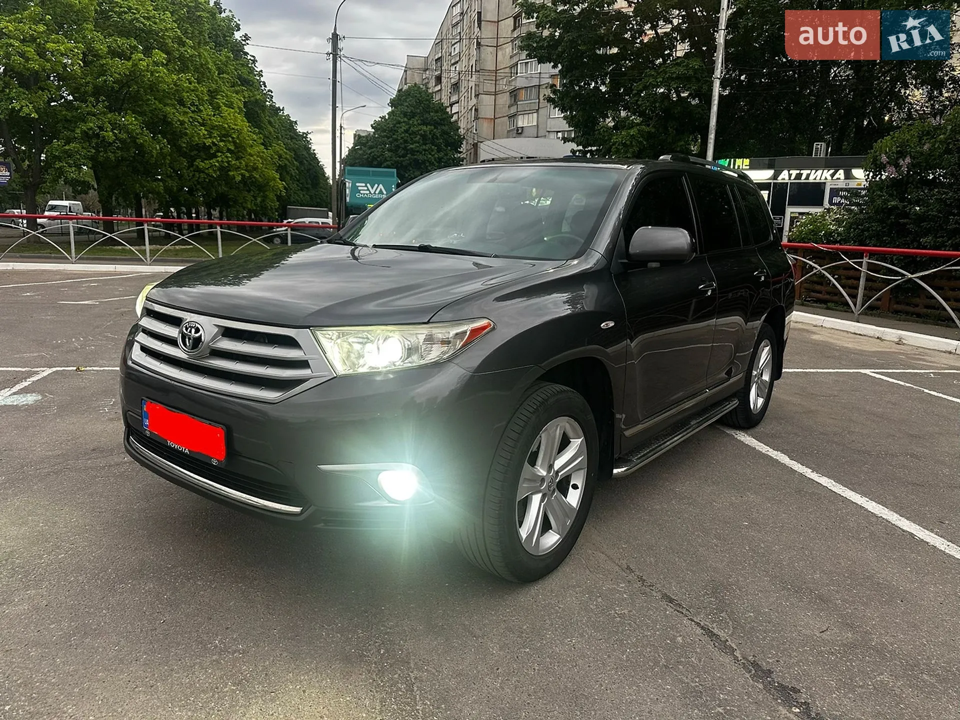 2011 Toyota Highlander - мініатюра 2